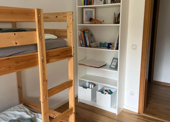 Helle, moderne Ferienwohnung am Waldrand in Prüm für max 4 Personen